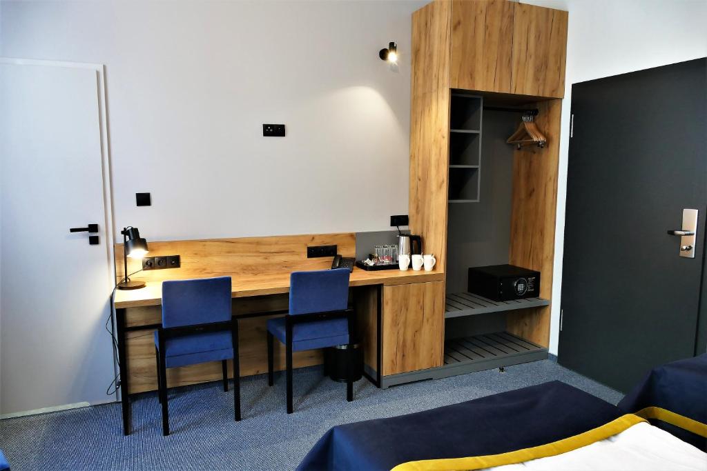 Pokój trzyosobowy – Hotel Mokotów, zdjęcie 6